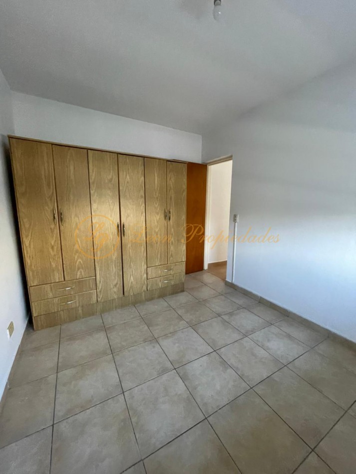 Catamarca Nro 3420 (Edificio de escaleras - 2do piso - un dormitorio, con balcon)