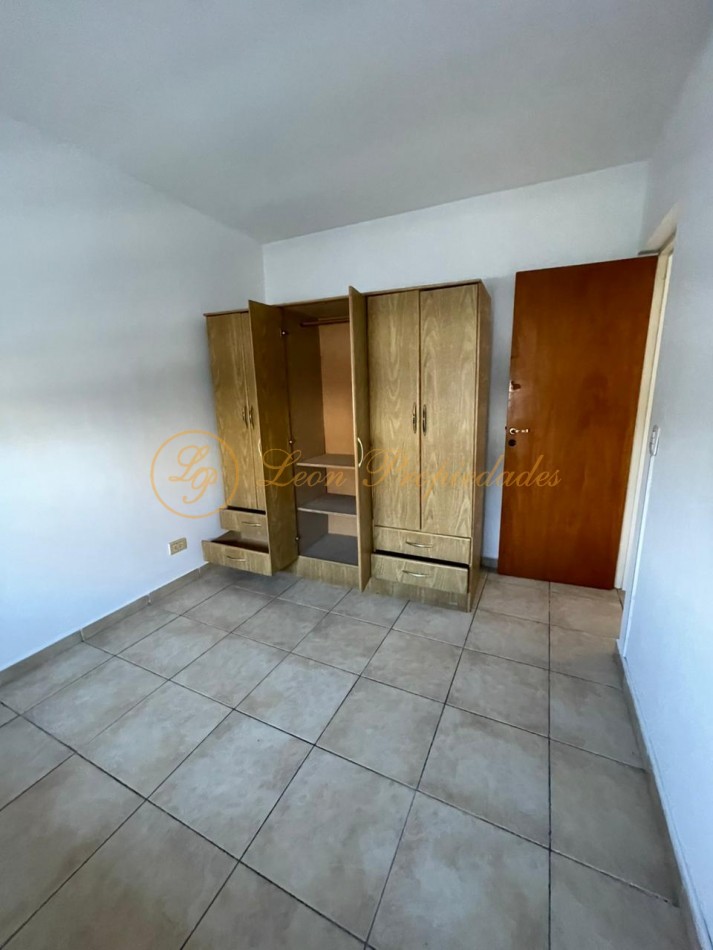 Catamarca Nro 3420 (Edificio de escaleras - 2do piso - un dormitorio, con balcon)