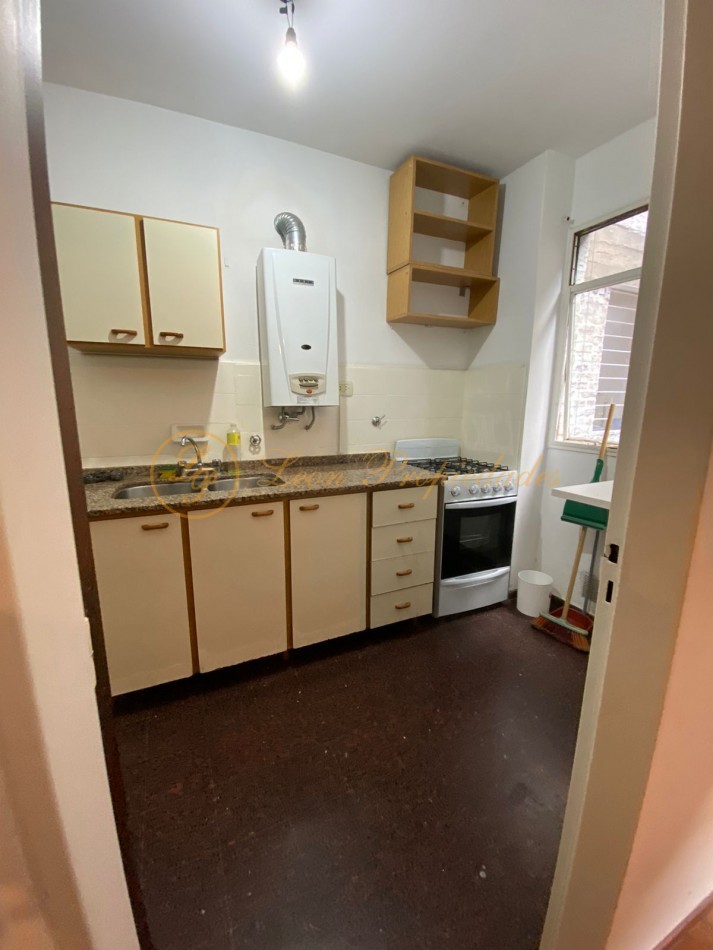 Salta 1969 Piso 5to. (contrafrente)