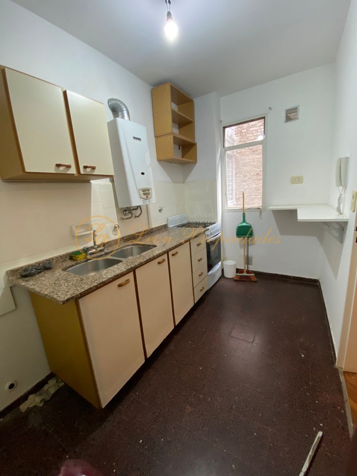 Salta 1969 Piso 5to. (contrafrente)