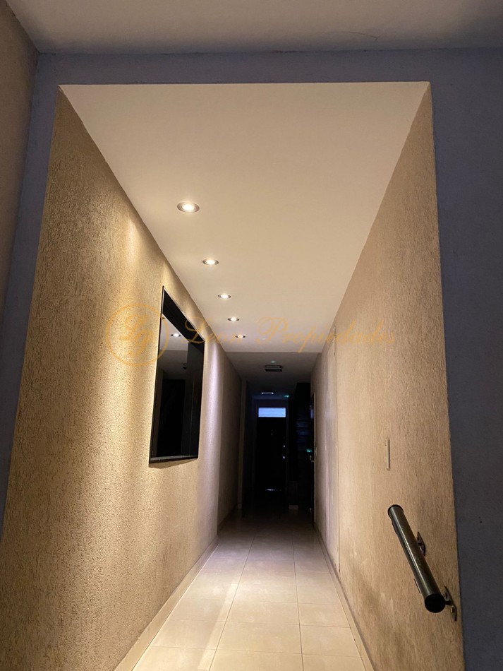 Salta 1969 Piso 5to. (contrafrente)